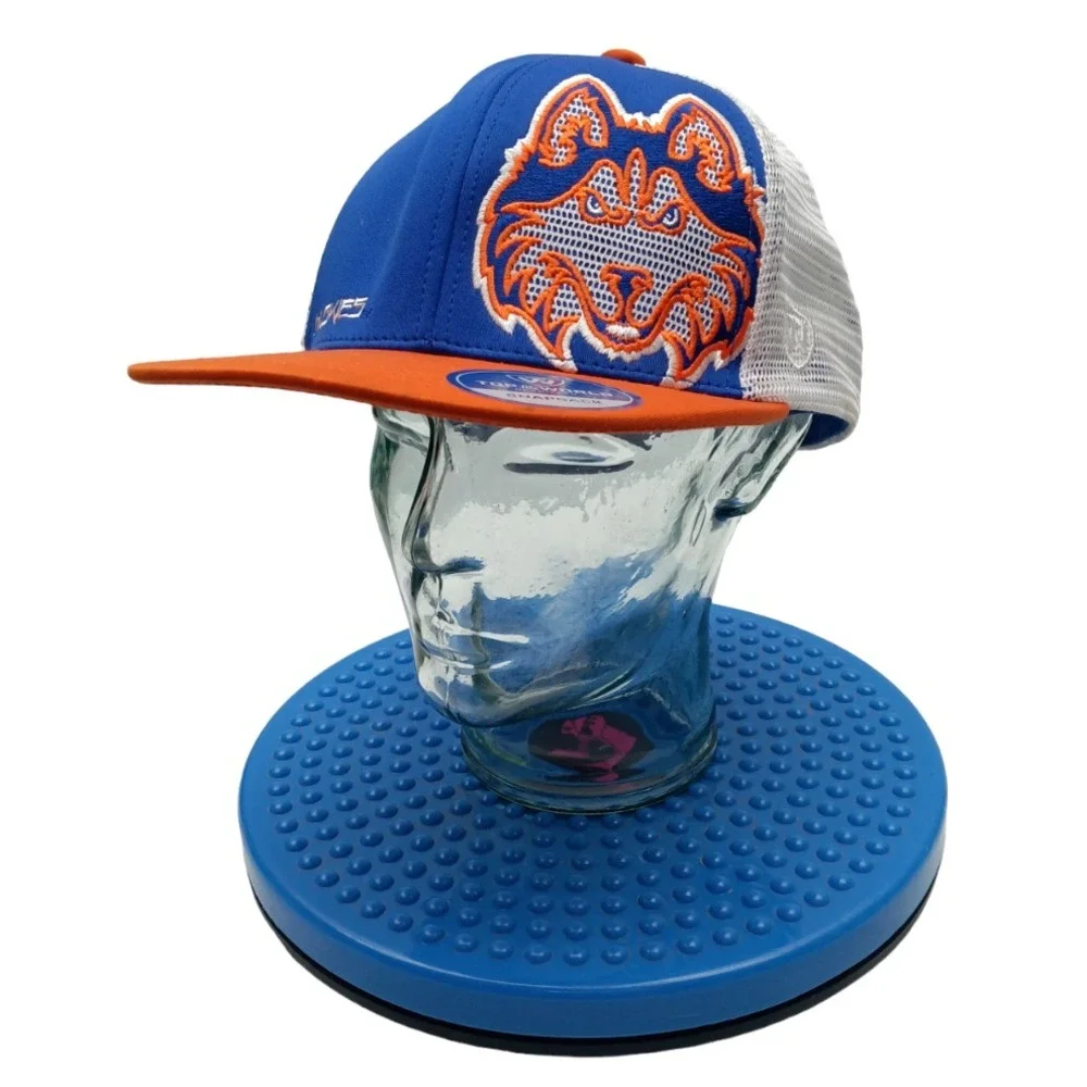 University Of Connecticut, SnapBack, UConn Huskies by Top of the World